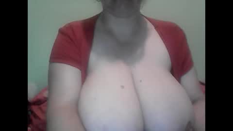 Snapshot of cutejessytom chatting on 6, 6, 2026 Jessy online show from 6, 6, 2026