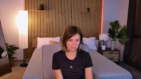 cutemirage online show from 4, 6, 2026