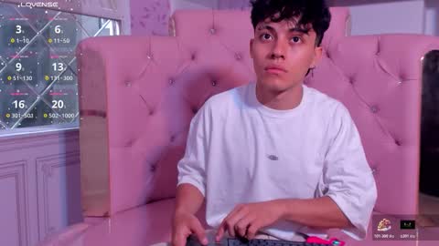 Snapshot of cutenaked_ chatting on 20, 3, 2026 cutenaked_ online show from 20, 3, 2026