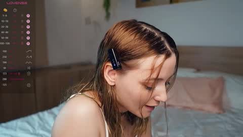 Snapshot of cutenass chatting on 16, 12, 2025 Mary online show from 16, 12, 2025