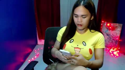Snapshot of cutepinay143 chatting on 13, 5, 2026 isabel online show from 13, 5, 2026