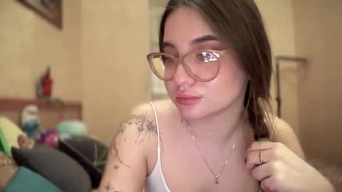 CuteAnn online show from 4, 3, 2026