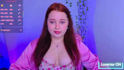 Snapshot of cutie__cutiee_ chatting on 15, 4, 2026 Nika online show from 15, 4, 2026