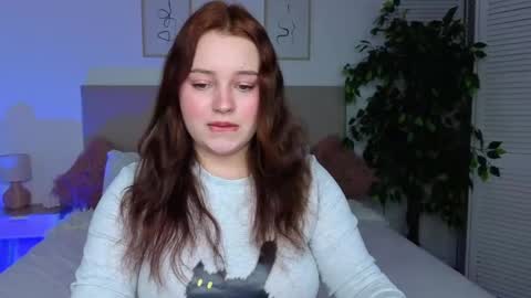 Snapshot of cutie__cutiee_ chatting on 21, 4, 2026 Nika online show from 21, 4, 2026