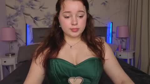 Snapshot of cutie__cutiee_ chatting on 9, 5, 2026 Nika online show from 9, 5, 2026