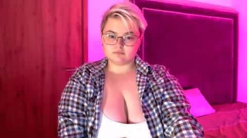 Sophie  Lilith online show from 23, 11, 2025