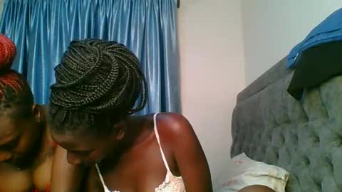 Snapshot of cutie_liqy chatting on 18, 12, 2025 Liqy online show from 18, 12, 2025