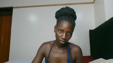 Snapshot of cutie_liqy chatting on 23, 12, 2025 Liqy online show from 23, 12, 2025