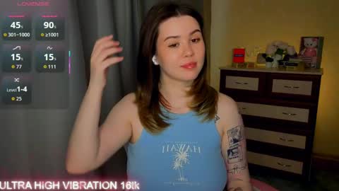 Snapshot of cutie_mili chatting on 15, 5, 2026 mili online show from 15, 5, 2026