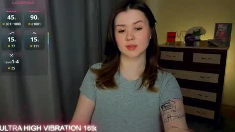 Snapshot of cutie_mili chatting on 1, 7, 2026 mili online show from 1, 7, 2026
