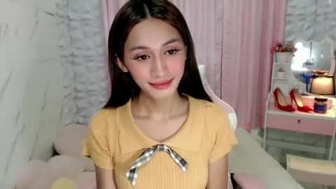 cutie_mitcha online show from 21, 10, 2025