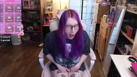 Snapshot of cutie_velvette chatting on 10, 3, 2026 Cutie Velvette online show from 10, 3, 2026