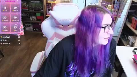Snapshot of cutie_velvette chatting on 25, 3, 2026 Cutie Velvette online show from 25, 3, 2026