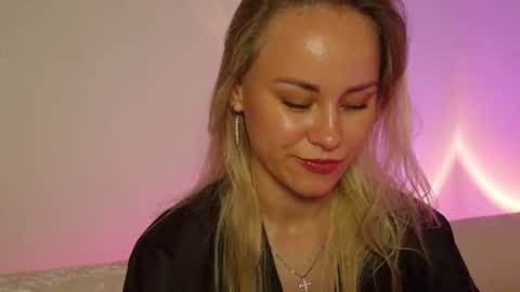 Snapshot of cutie_xoxo_ chatting on 12, 6, 2026 cutie_xoxo_ online show from 12, 6, 2026