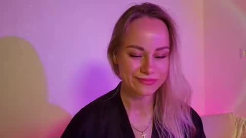 Snapshot of cutie_xoxo_ chatting on 19, 6, 2026 cutie_xoxo_ online show from 19, 6, 2026