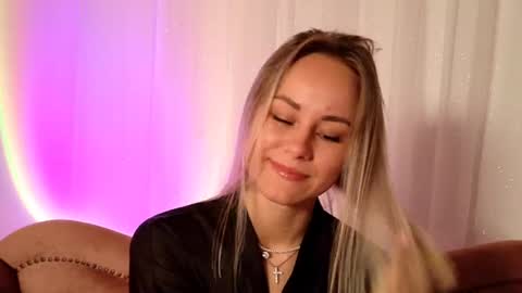 Snapshot of cutie_xoxo_ chatting on 3, 8, 2026 cutie_xoxo_ online show from 3, 8, 2026