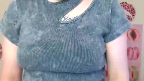 Snapshot of cutielady_ chatting on 22, 5, 2026 Emma online show from 22, 5, 2026
