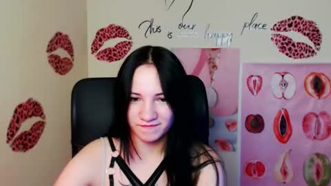 Snapshot of cutielady_ chatting on 29, 5, 2026 Emma online show from 29, 5, 2026