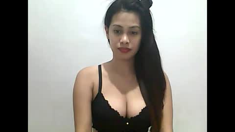 Snapshot of cutietrina chatting on 7, 12, 2024 CutieTrina online show from 7, 12, 2024