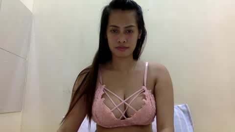 Snapshot of cutietrina chatting on 4, 1, 2025 CutieTrina online show from 4, 1, 2025
