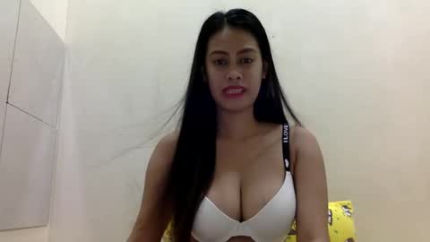 Snapshot of cutietrina chatting on 4, 2, 2025 CutieTrina online show from 4, 2, 2025