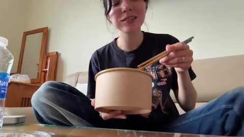 Snapshot of cutiiepie69 chatting on 29, 5, 2026 squirt queen Jasmine next stream 1 may online show from 29, 5, 2026