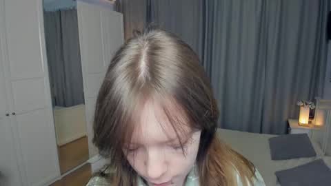 Snapshot of cuty_petite chatting on 23, 2, 2026 Anne online show from 23, 2, 2026