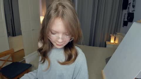 Snapshot of cuty_petite chatting on 8, 3, 2026 Anne online show from 8, 3, 2026