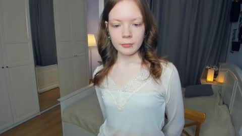 Snapshot of cuty_petite chatting on 16, 3, 2026 Anne online show from 16, 3, 2026