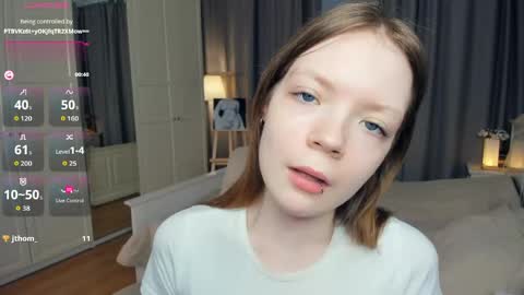 Snapshot of cuty_petite chatting on 16, 4, 2026 Anne online show from 16, 4, 2026