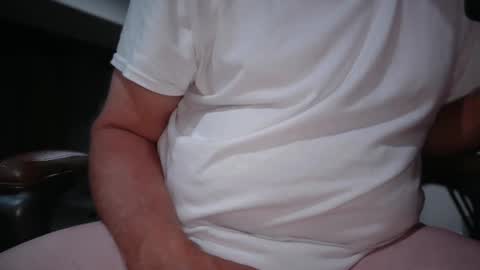 Snapshot of cuuminpussy chatting on 11, 6, 2026 cuuminpussy online show from 11, 6, 2026