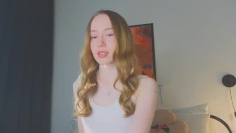 Snapshot of cuute_angell chatting on 4, 6, 2026 Virginia See you on Sunday online show from 4, 6, 2026