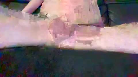 Snapshot of cwaddle chatting on 8, 2, 2025 cwaddle online show from 8, 2, 2025