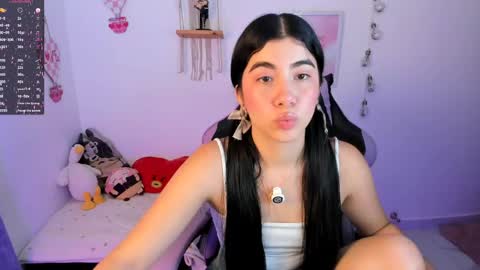 Snapshot of cyber_lizz chatting on 5, 6, 2026 Liz online show from 5, 6, 2026