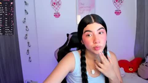 Snapshot of cyber_lizz chatting on 11, 6, 2026 Liz online show from 11, 6, 2026