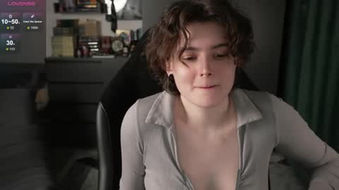 Helen Blossom online show from 16, 4, 2026