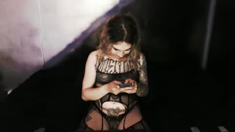 Nikki online show from 7, 2, 2025