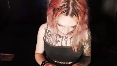 Nikki online show from 20, 11, 2025