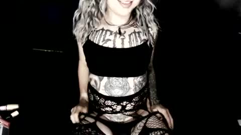 Snapshot of cybertrouble_ chatting on 8, 7, 2026 Nikki online show from 8, 7, 2026