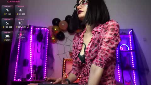 Lily Goddess online show from 22, 10, 2025