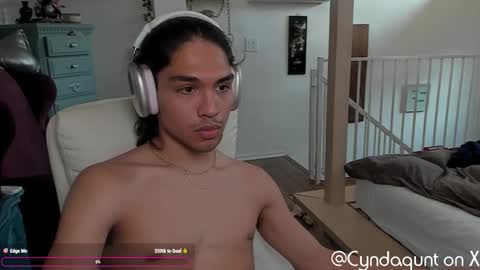 Cyndaqunt online show from 3, 11, 2025