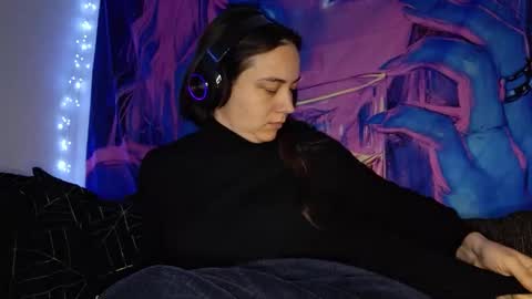 Cyndee Winter online show from 6, 1, 2025