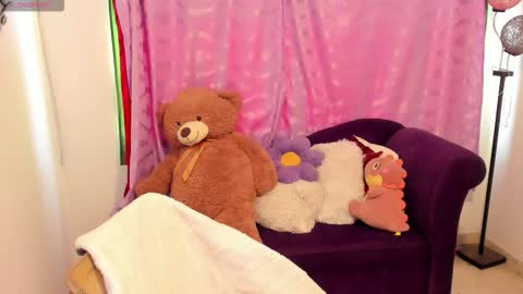 Cynthia online show from 18, 10, 2025