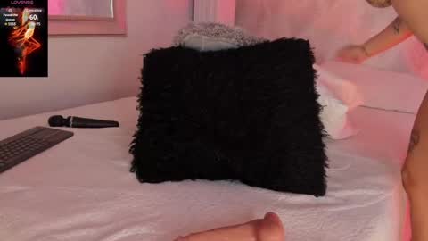 Snapshot of cyntia_adams chatting on 27, 2, 2025 cyntia_adams online show from 27, 2, 2025