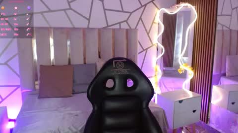 cyrus_tay online show from 7, 3, 2026