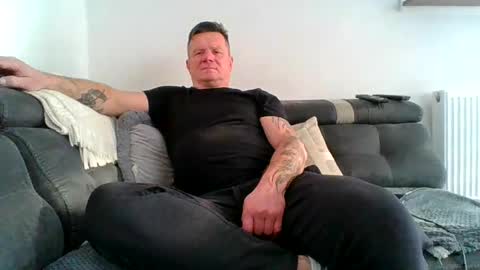 czerbis online show from 2, 2, 2025