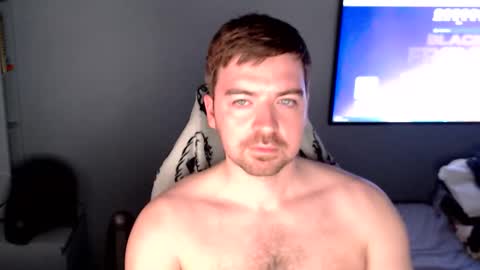 d_surman1994 online show from 5, 11, 2025