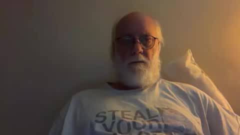 Snapshot of daddy341177 chatting on 2, 10, 2025 daddy341177 online show from 2, 10, 2025