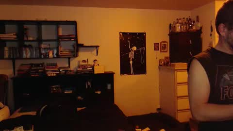 Snapshot of daddy_werewolf chatting on 5, 4, 2026 daddy_werewolf online show from 5, 4, 2026