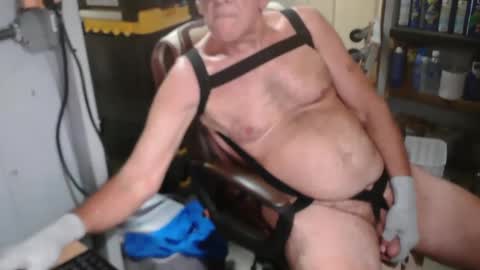 daddyass4u2breed online show from 7, 10, 2025